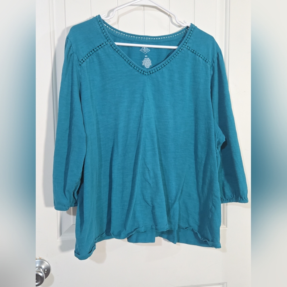 💙 St. John’s Bay Teal Crochet Trim V-Neck Top Size 2X